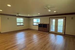 20700 E Lakeshore Dr, Spicewood, TX 78669 - Photo 11