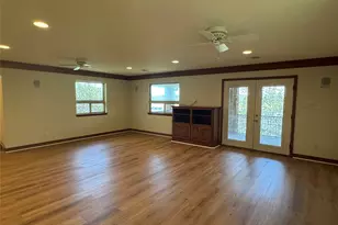 20700 E Lakeshore Dr, Spicewood, TX 78669 - Photo 11