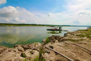 20700 E Lakeshore Dr, Spicewood, TX 78669 - Photo 31