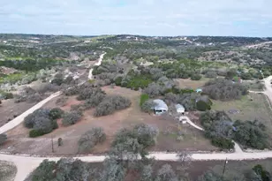 103 Eastview Ln, Kendalia, TX 78027 - Photo 3