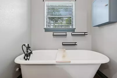 1176 Private Road 5011, Ledbetter, TX 78946 - Photo 13