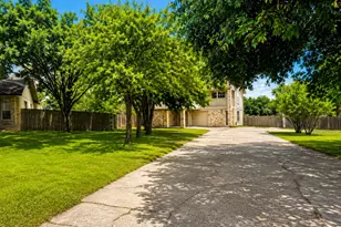 1741-1743 Horseshoe Cir, Round Rock, TX 78681 - Photo 11
