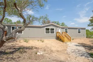 160 Brinley Mae Wy, Lockhart, TX 78644 - Photo 1