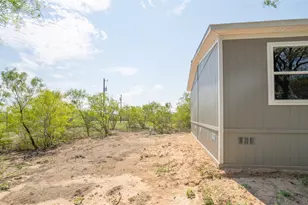 160 Brinley Mae Wy, Lockhart, TX 78644 - Photo 5