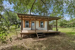 10843 US Hwy 90 W, Harwood, TX 78632 - Photo 35