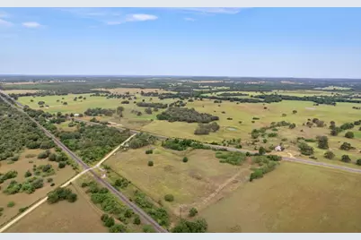 10843 US Highway 90 W, Harwood, TX 78632 - Photo 31