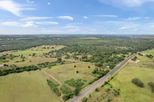 10843 US Hwy 90 W, Harwood, TX 78632 - Photo 33