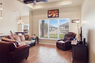 521 Seabiscuit Dr, Jarrell, TX 76537 - Photo 19