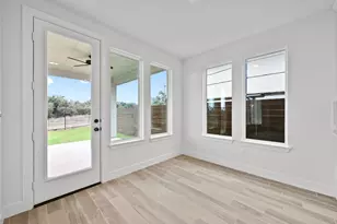 17721 Absinthe Dr, Austin, TX 78738 - Photo 9