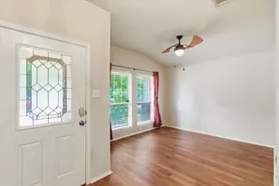 801 Covent Dr, Kyle, TX 78640 - Photo 5