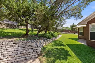 109 Schooner Dr, Lakeway, TX 78738 - Photo 29