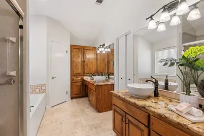 109 Schooner Drive, Lakeway, TX 78738 - Photo 19