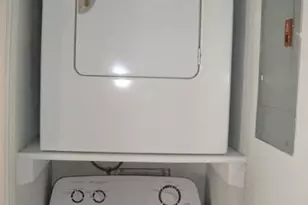 704 W 21st St, Austin, TX 78705 - Photo 7