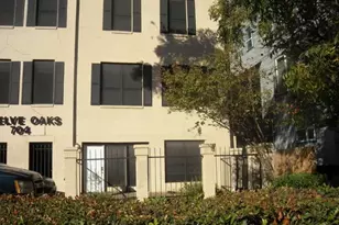 704 W 21st St, Austin, TX 78705 - Photo 1