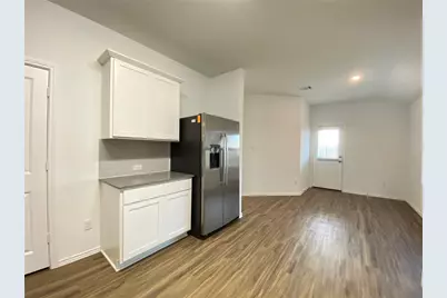 320 Majestic Cedar Court, Liberty Hill, TX 78642 - Photo 11