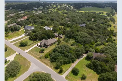 411 Brookhollow, New Braunfels, TX 78132 - Photo 3