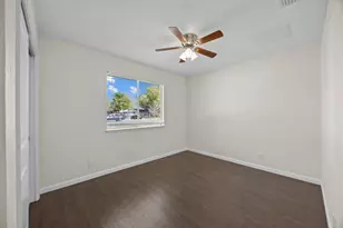13310 Wisterwood St, Austin, TX 78729 - Photo 19