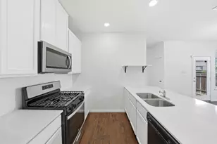 225 Danablu Dr, Hutto, TX 78634 - Photo 17