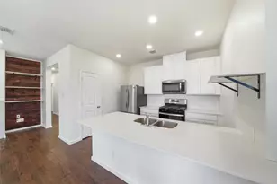 225 Danablu Dr, Hutto, TX 78634 - Photo 15