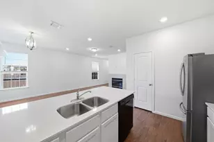 225 Danablu Dr, Hutto, TX 78634 - Photo 19