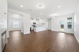 225 Danablu Dr, Hutto, TX 78634 - Photo 9