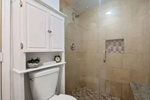 1910 Robbins Pl, Austin, TX 78705 - Photo 11