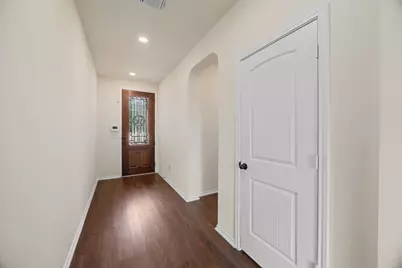 136 Vickers Street, Georgetown, TX 78628 - Photo 5