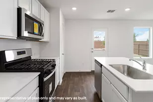 136 Wyatt Wy, Jarrell, TX 76537 - Photo 7