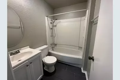 903 Taulbee Lane #B, Austin, TX 78757 - Photo 17