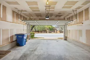 11810 Bittern Hollow Ln, Austin, TX 78758 - Photo 35