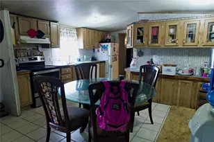 109 Wayside Dr, Elgin, TX 78621 - Photo 13