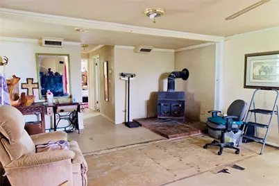 109 Wayside Drive, Elgin, TX 78621 - Photo 15
