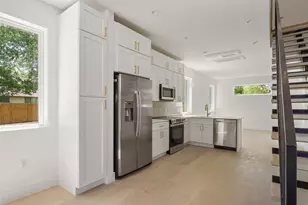 2609 Davis Ln, Austin, TX 78745 - Photo 5