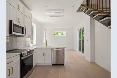 2609 Davis Lane #2, Austin, TX 78745 - Photo 9