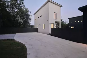 2609 Davis Ln, Austin, TX 78745 - Photo 1