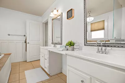 206 W Burbank Street, Fredericksburg, TX 78624 - Photo 19