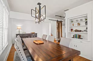 206 W Burbank St, Fredericksburg, TX 78624 - Photo 5