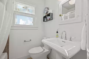 206 W Burbank St, Fredericksburg, TX 78624 - Photo 23