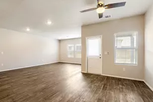 15005 Upland Willow Rd, Austin, TX 78724 - Photo 9