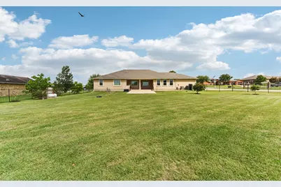138 Gable Street, Kyle, TX 78640 - Photo 35
