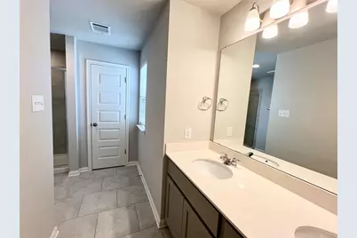 227 Kellys Heroes Way, Jarrell, TX 76537 - Photo 15