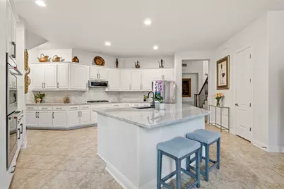 15200 Spillman Ranch Loop, Austin, TX 78738 - Photo 11