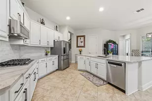 15200 Spillman Ranch Loop, Austin, TX 78738 - Photo 13