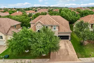 15200 Spillman Ranch Loop, Austin, TX 78738 - Photo 3