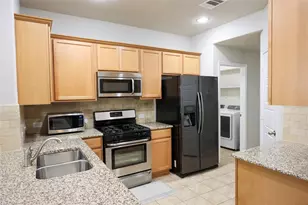 717 Schefer St, Leander, TX 78641 - Photo 7