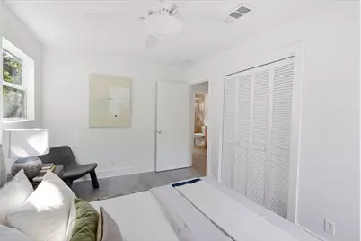 2704 Carnarvon Lane, Austin, TX 78704 - Photo 15
