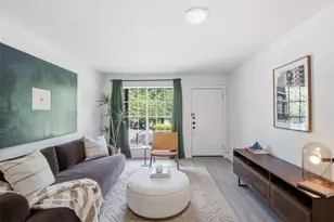2704 Carnarvon Ln, Austin, TX 78704 - Photo 3