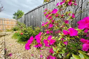 2210 Onion Creek Pkwy, Austin, TX 78747 - Photo 19