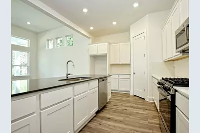 402 Zennia Street, Austin, TX 78751 - Photo 9