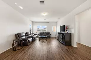 132 Joe Kidd Ln NW, Jarrell, TX 76537 - Photo 11